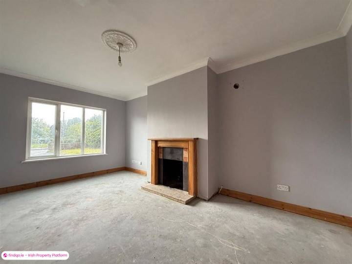 Detached house for Sale in Castlerea, Roscommon