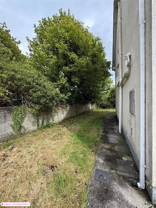 Detached house for Sale in Castlerea, Roscommon