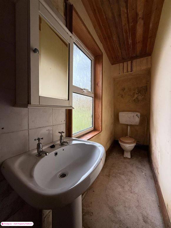Detached house for Sale in Castlerea, Roscommon