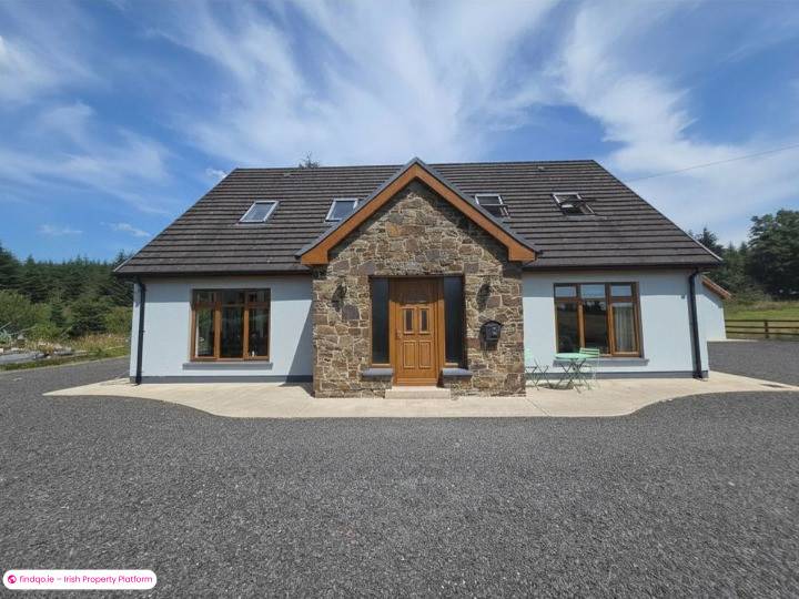 Detached house for Sale in Newmarket, Cork