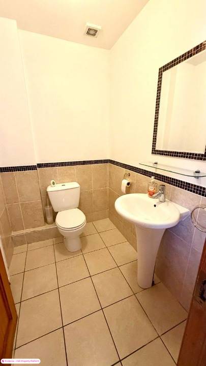 Townhouse for Sale in Manulla, Mayo