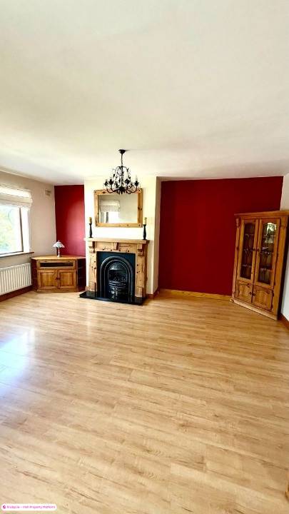 Townhouse for Sale in Manulla, Mayo