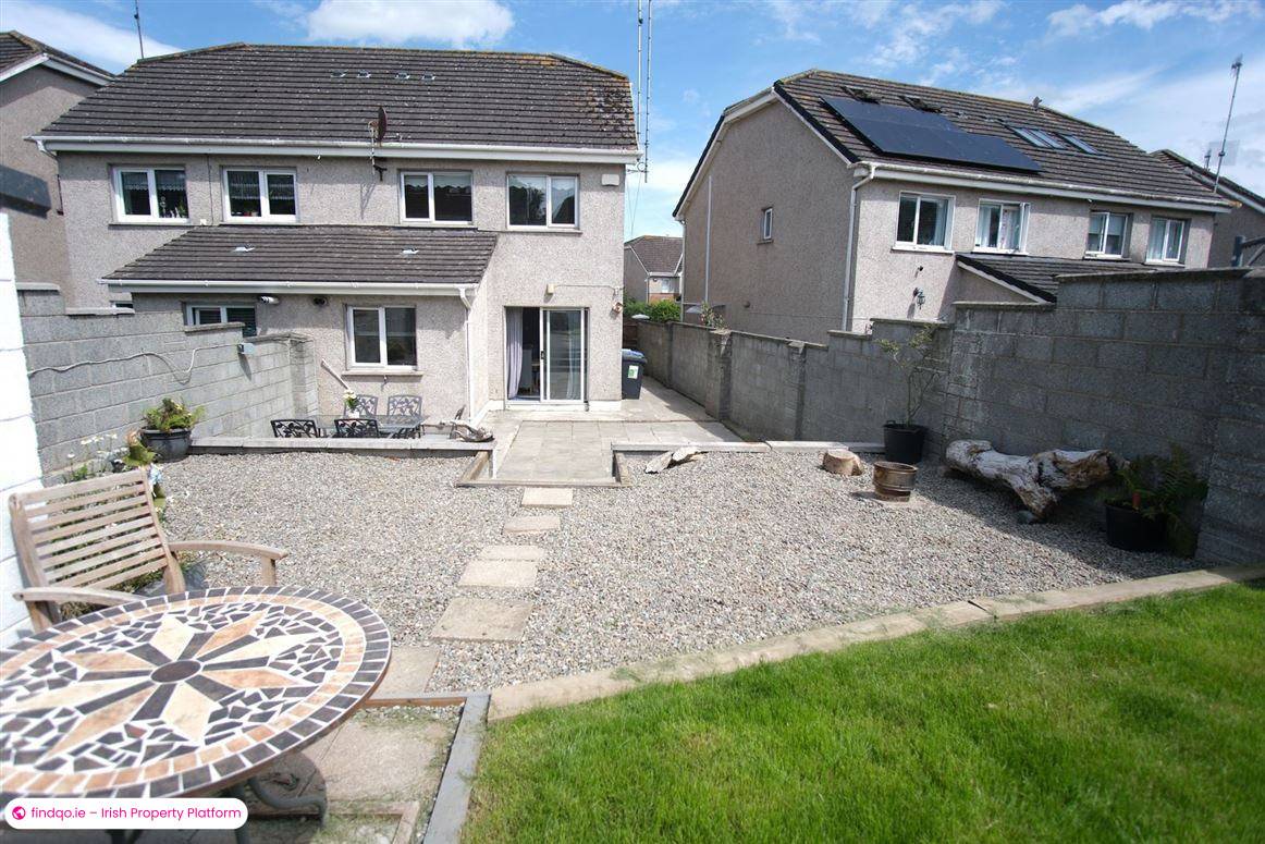 Semi-detached house for Sale in Drogheda, Louth