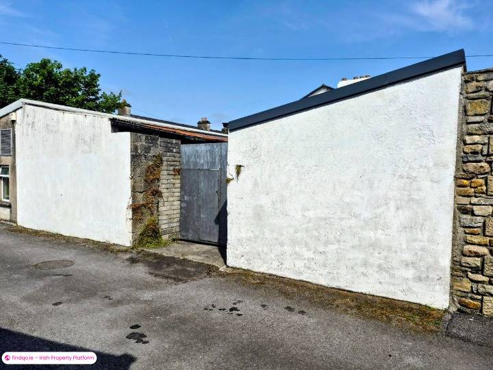 Townhouse for Sale in Charlestown, Mayo
