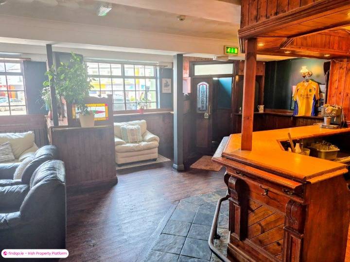 Townhouse for Sale in Charlestown, Mayo