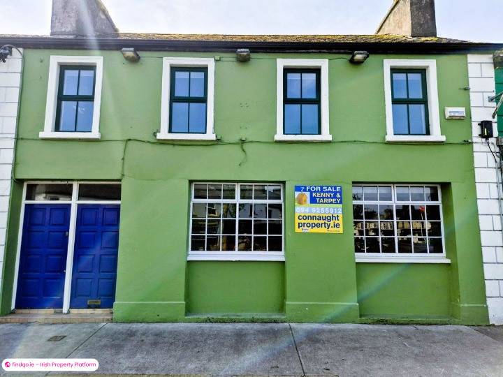 Restaurant / Bar / Hotel for Sale in Charlestown, Mayo
