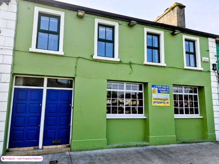 Restaurant / Bar / Hotel for Sale in Charlestown, Mayo