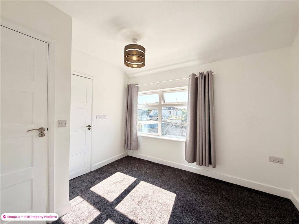 Semi-detached house for Sale in Tralee, Kerry