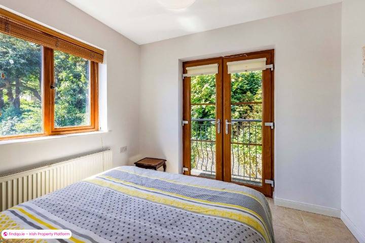 Semi-detached house for Sale in Carlingford, Louth