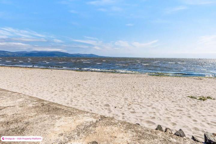 Detached house for Sale in Blackrock, Louth
