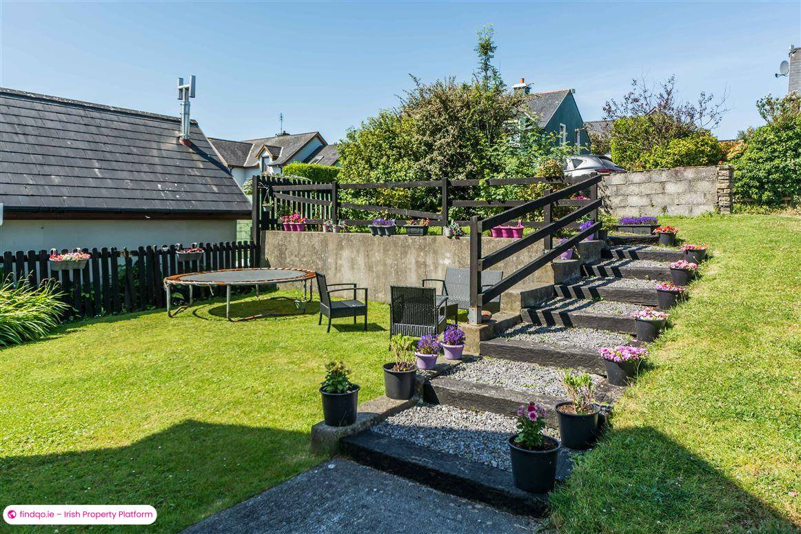 Detached house for Sale in Schull, Cork