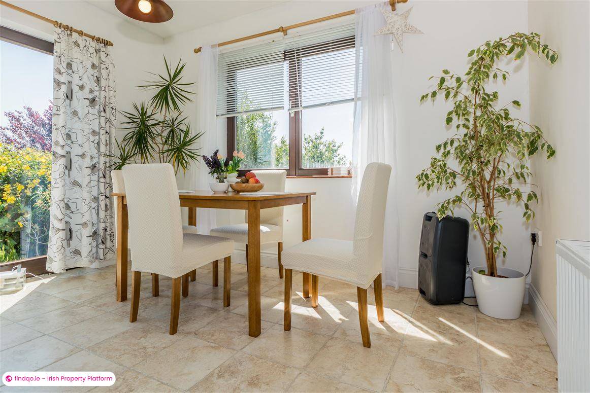 Detached house for Sale in Schull, Cork