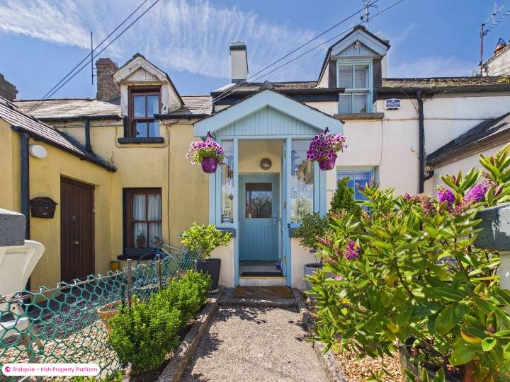 Terraced house for Sale in Dunmore East, Waterford