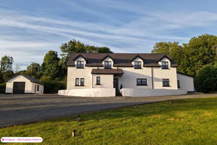 Detached house for Sale in Loughduff, Cavan