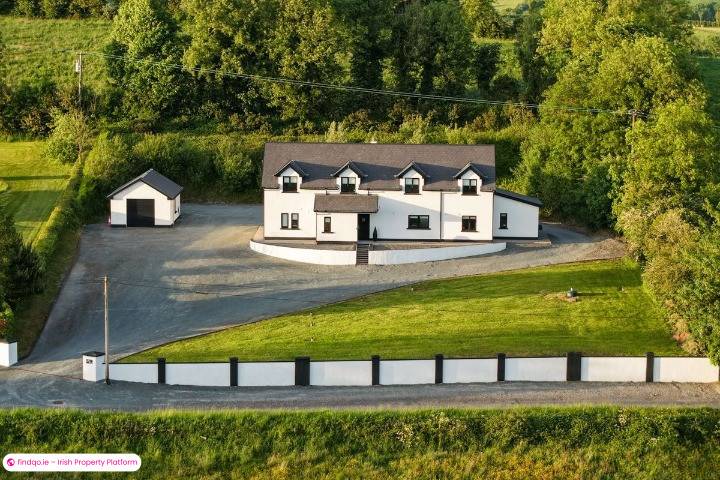 Detached house for Sale in Loughduff, Cavan