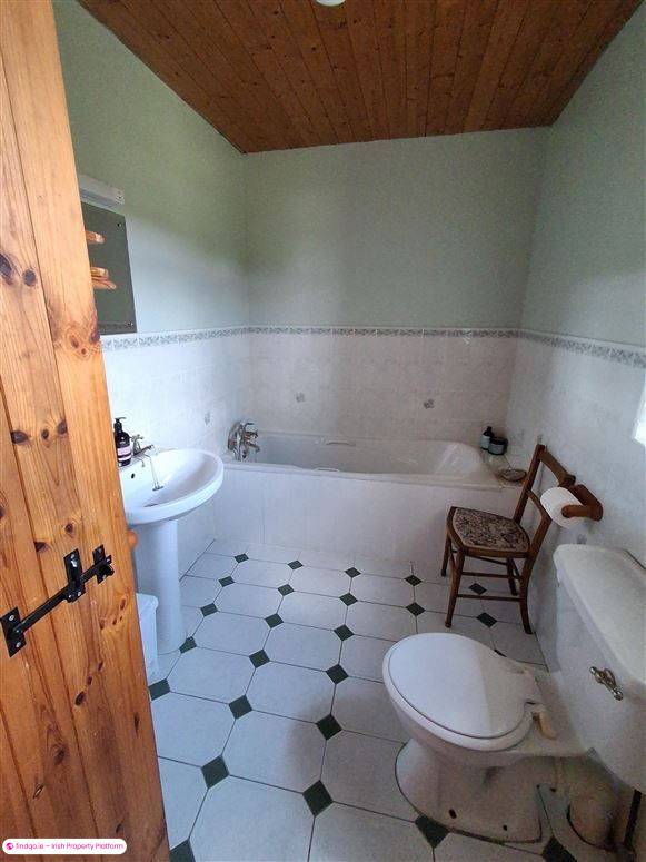 Semi-detached house for Sale in Kilfinny, Limerick