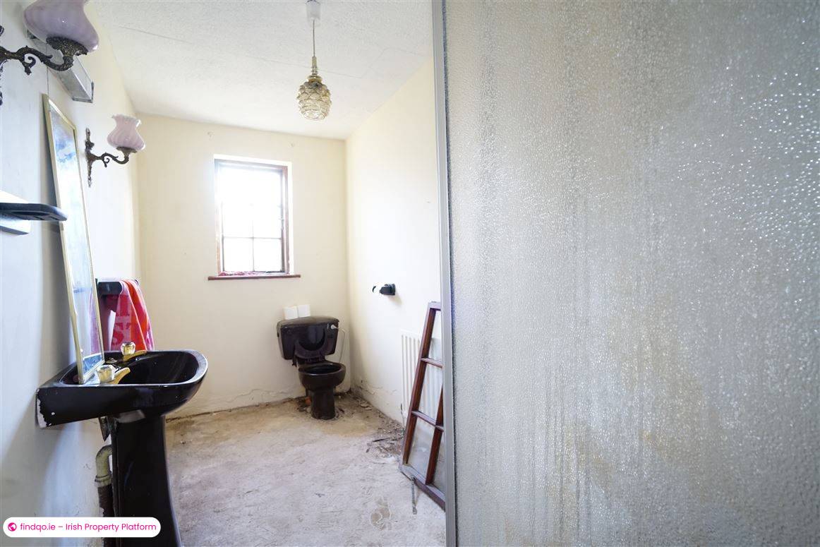 Semi-detached house for Sale in Waterford City Centre, Waterford