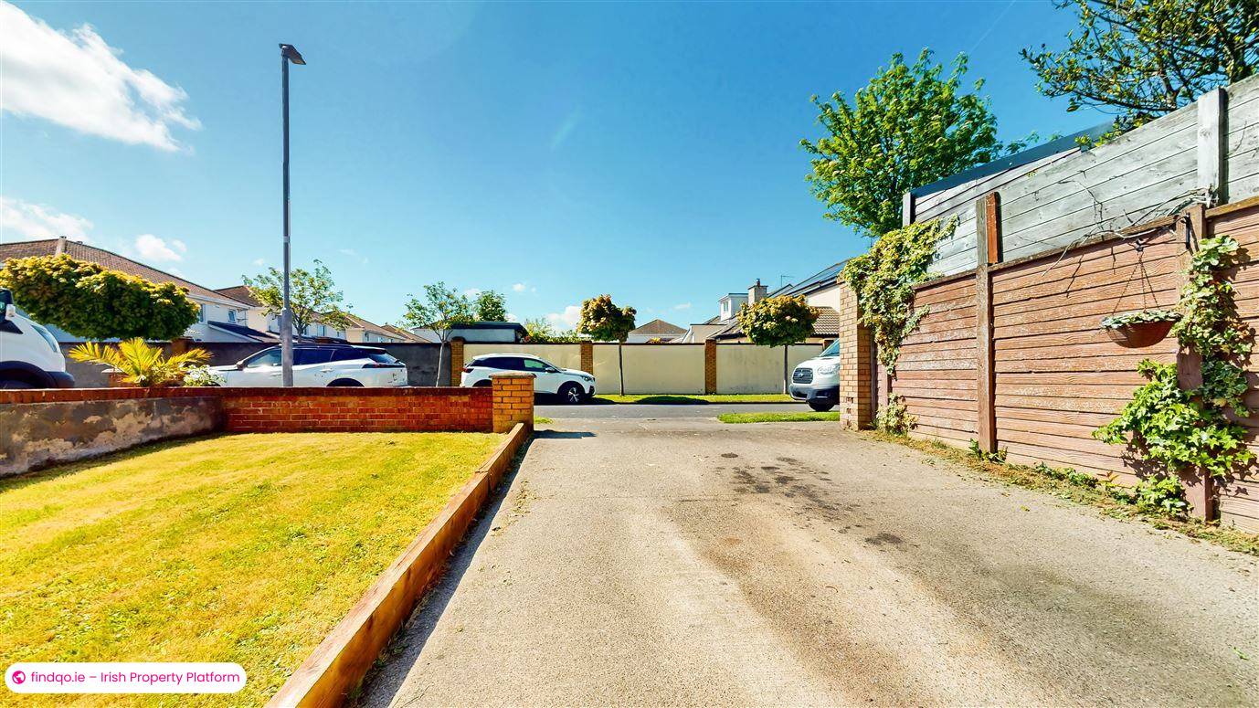 Semi-detached house for Sale in Skerries, Dublin (County)
