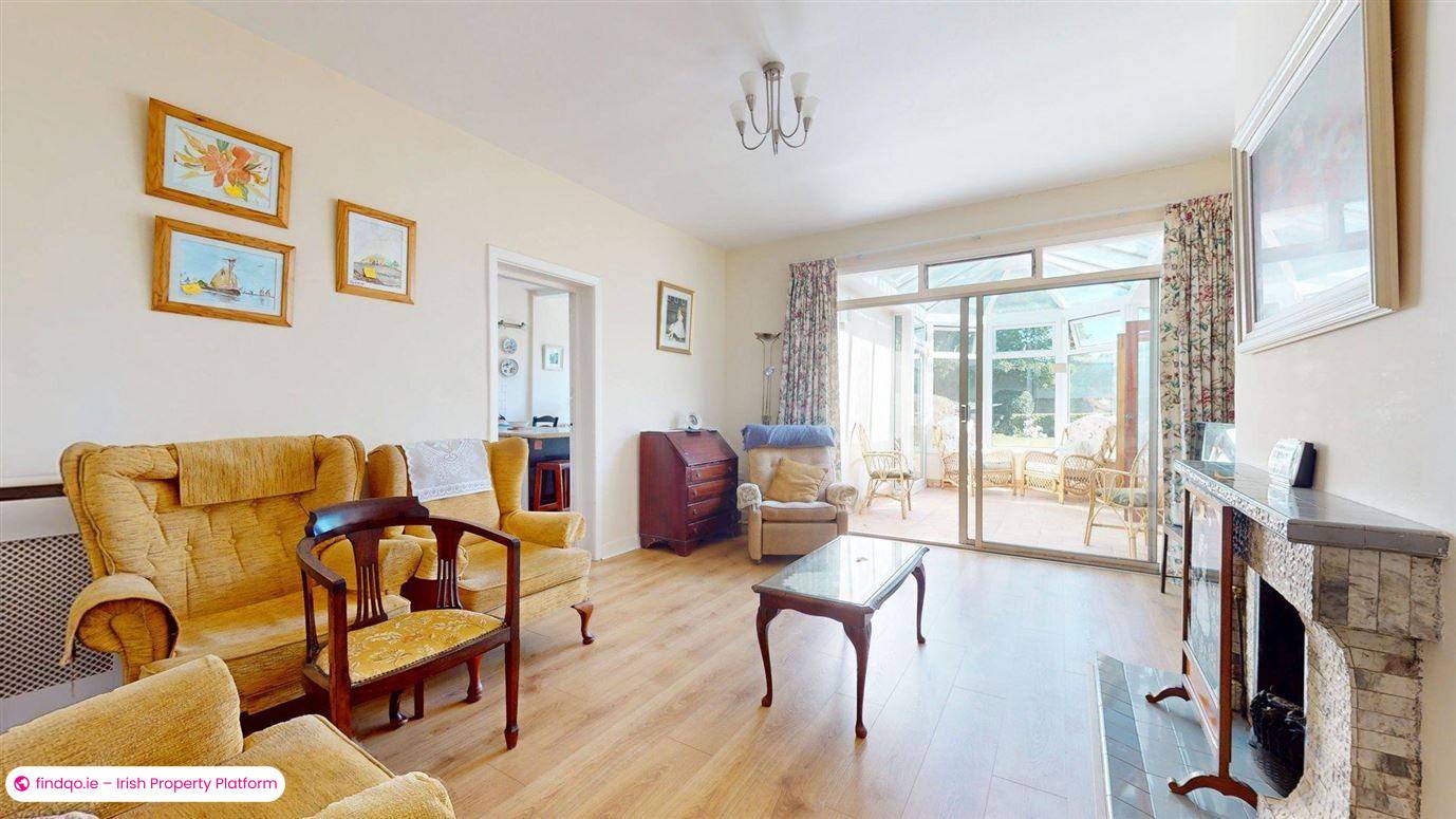 Semi-detached house for Sale in Sutton, Dublin 13