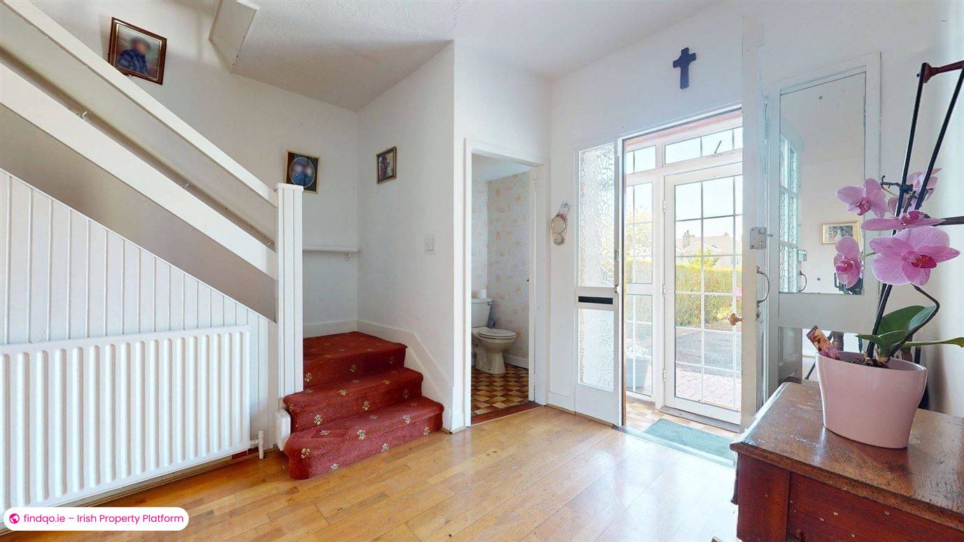 Semi-detached house for Sale in Sutton, Dublin 13