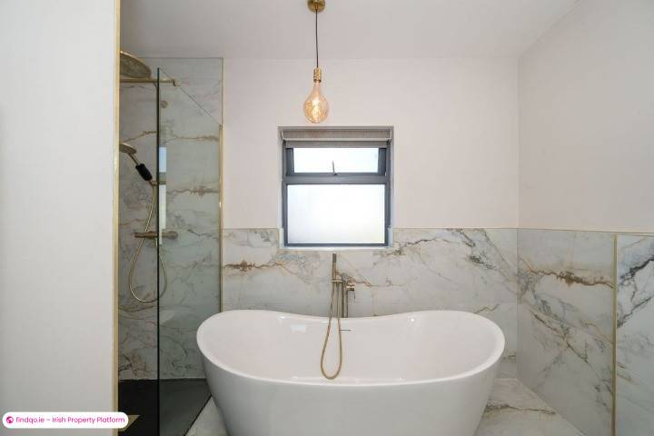 Detached house for Sale in Fermoy, Cork