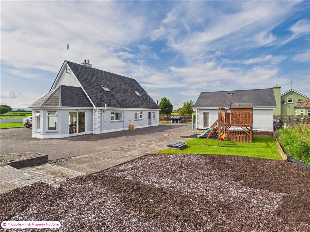 Detached house for Sale in Ballinrobe, Mayo