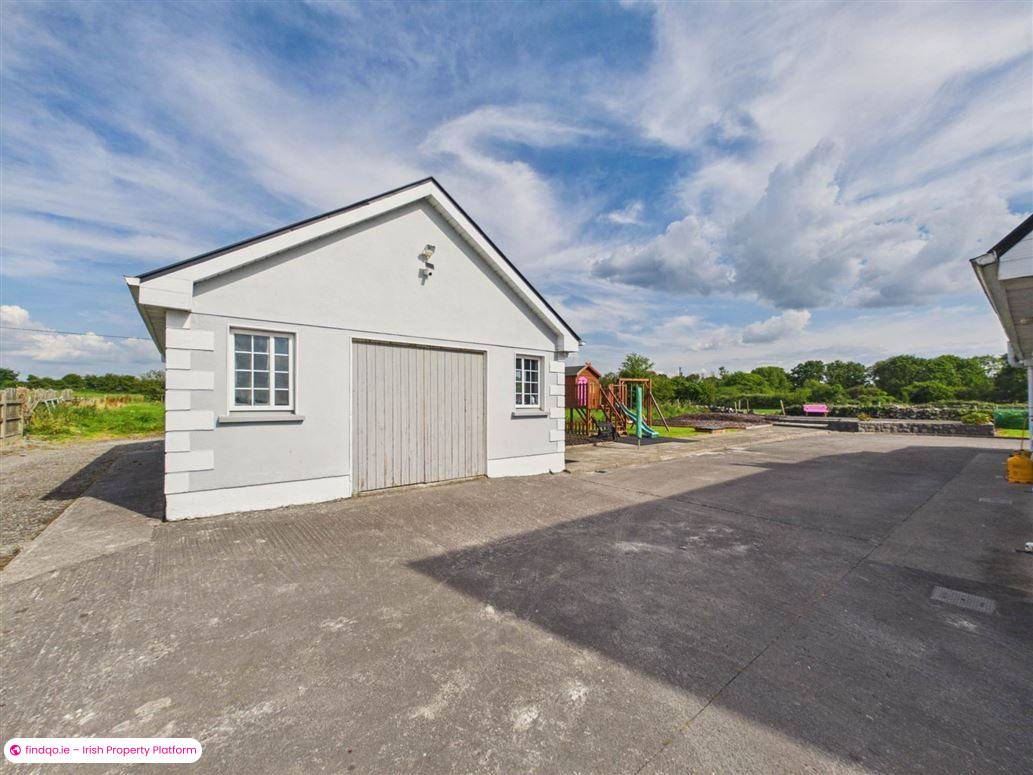 Detached house for Sale in Ballinrobe, Mayo