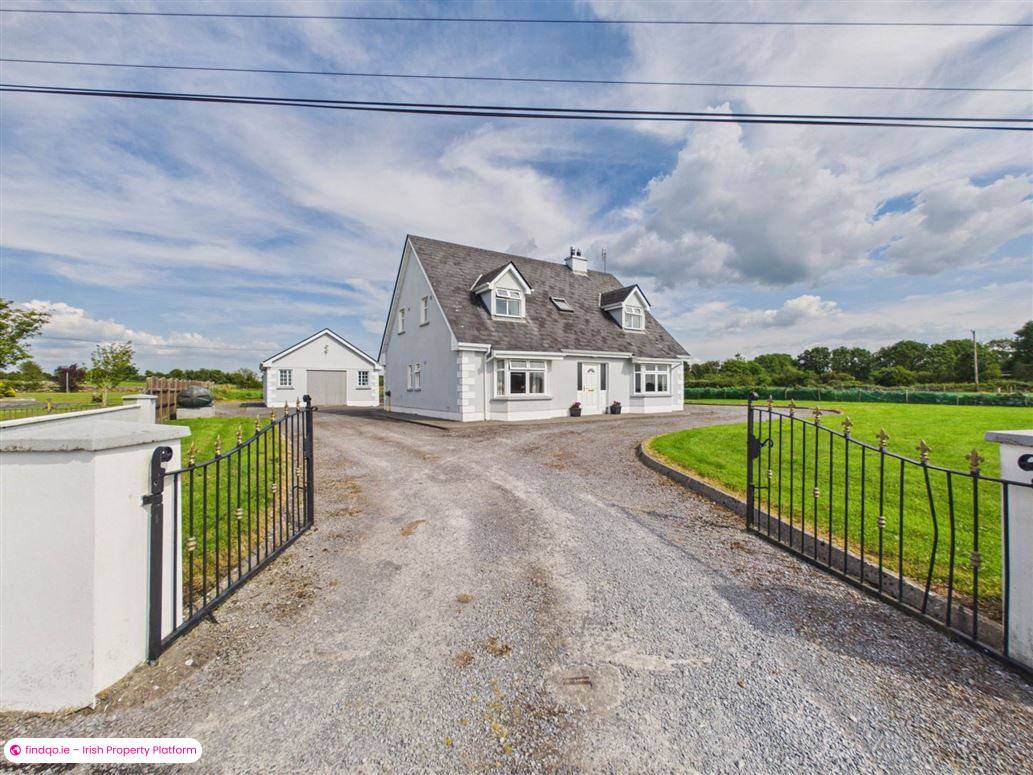 Detached house for Sale in Ballinrobe, Mayo