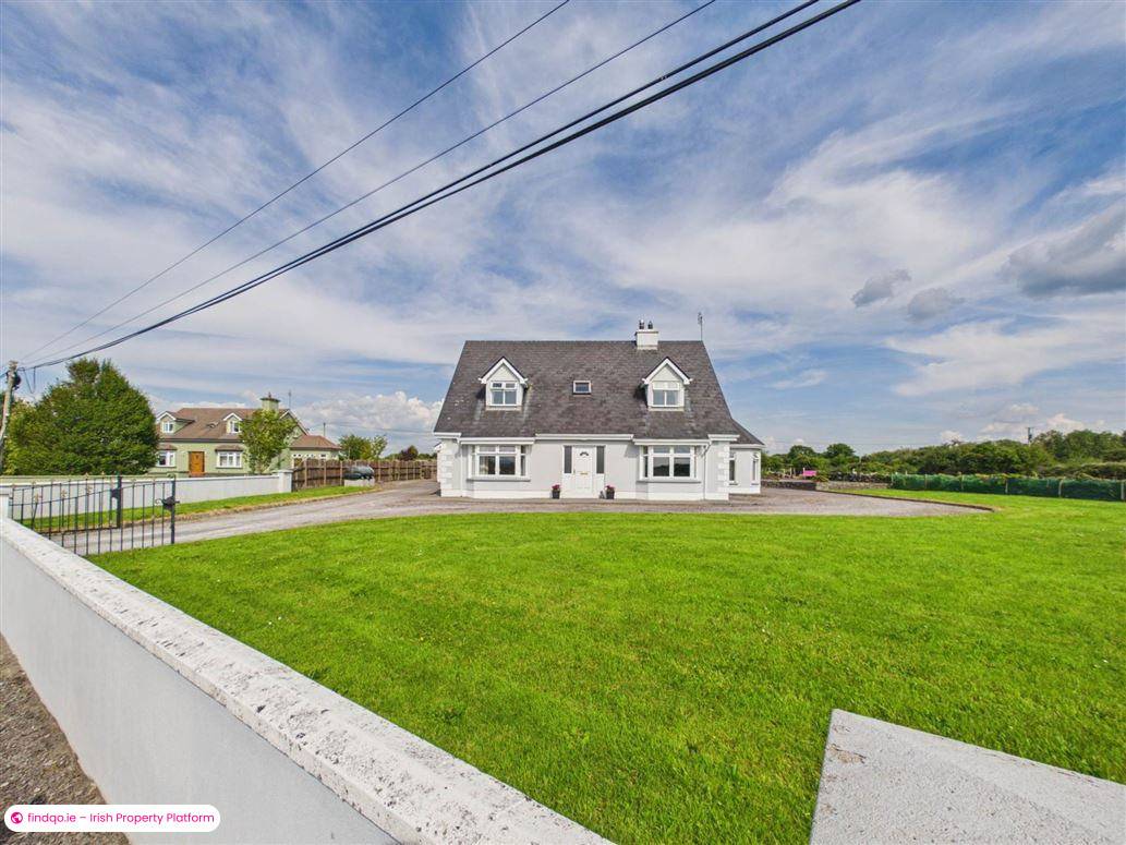 Detached house for Sale in Ballinrobe, Mayo