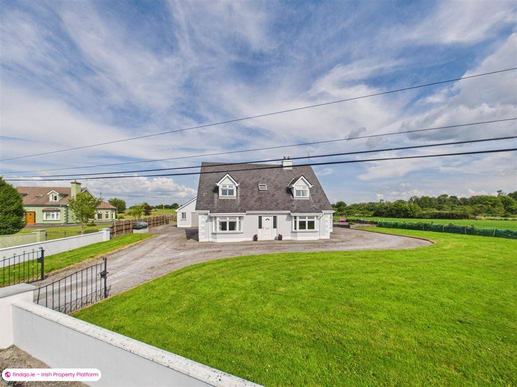 Detached house for Sale in Ballinrobe, Mayo