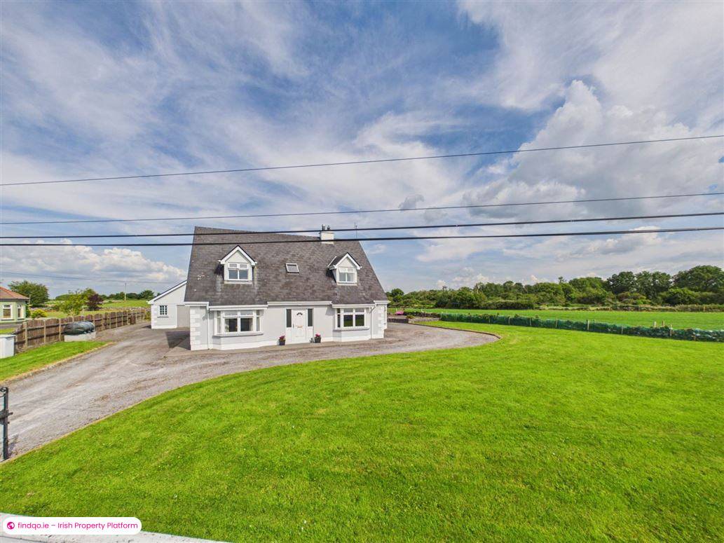 Detached house for Sale in Ballinrobe, Mayo
