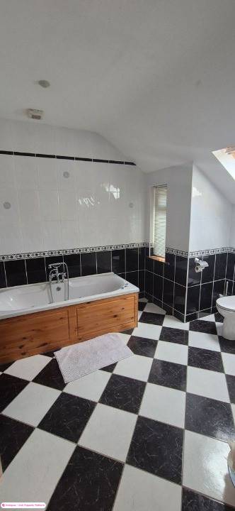 Detached house for Sale in Beaufort, Kerry