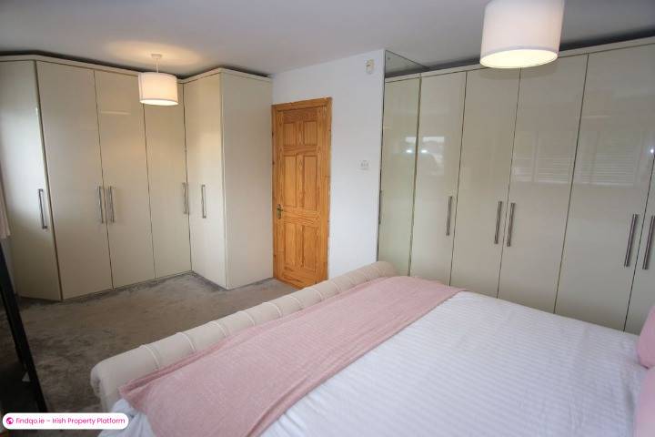 Semi-detached house for Sale in Drogheda, Meath