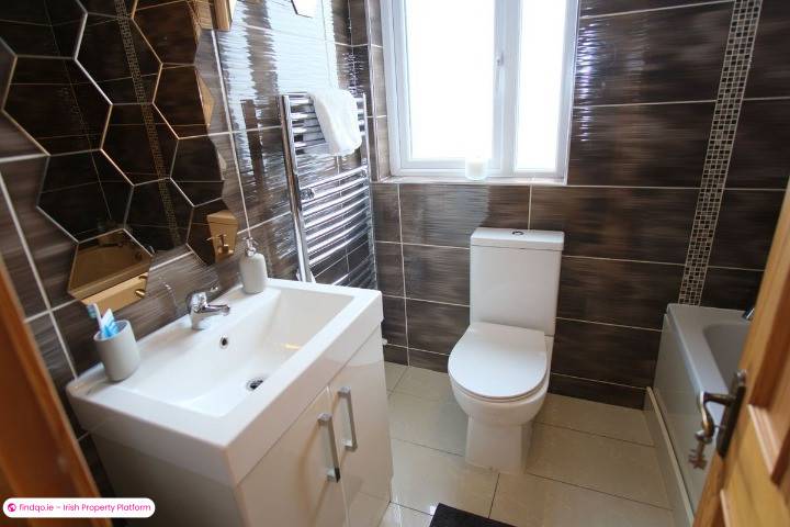 Semi-detached house for Sale in Drogheda, Meath