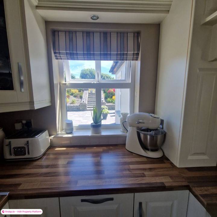 Detached house for Sale in Bantry, Cork