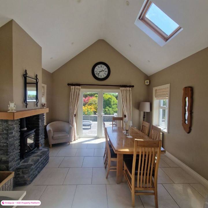 Detached house for Sale in Bantry, Cork