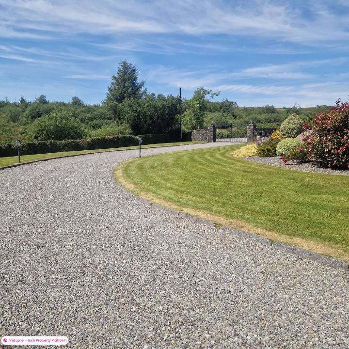 Detached house for Sale in Bantry, Cork