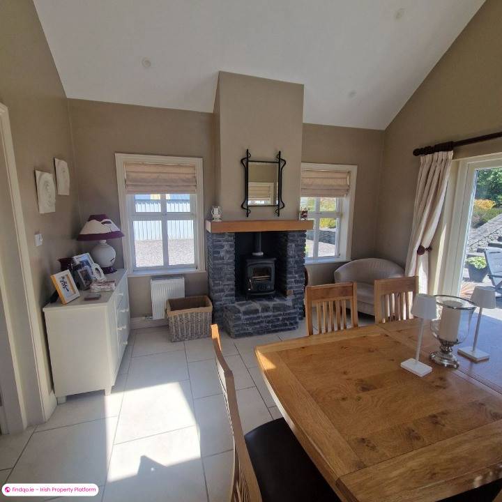 Detached house for Sale in Bantry, Cork