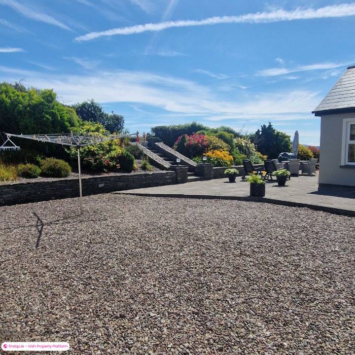 Detached house for Sale in Bantry, Cork