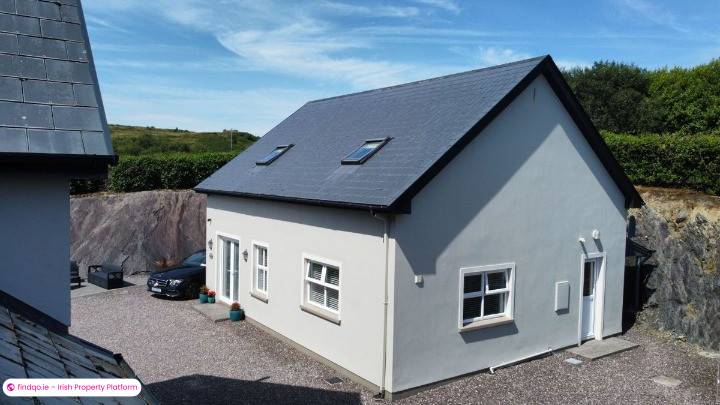 Detached house for Sale in Bantry, Cork