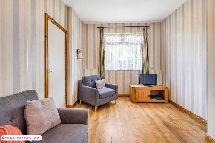 Semi-detached house for Sale in Dundalk, Louth