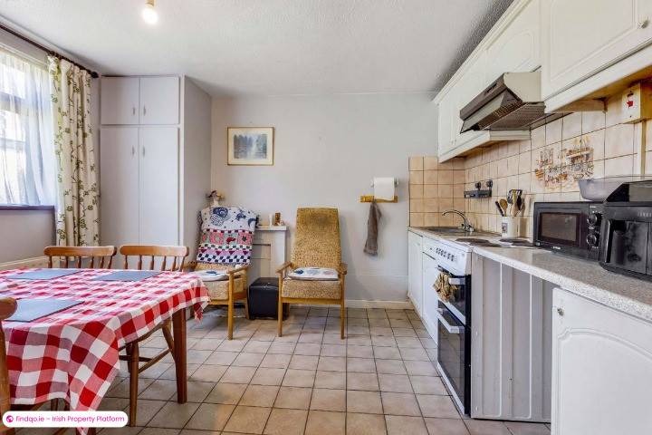 Semi-detached house for Sale in Dundalk, Louth