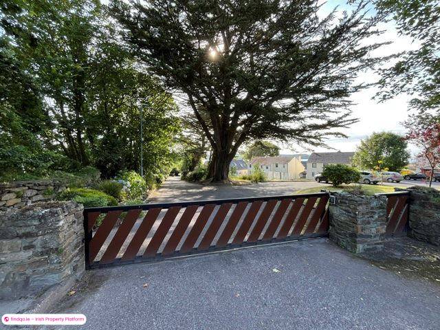 Apartment for Sale in Schull, Cork