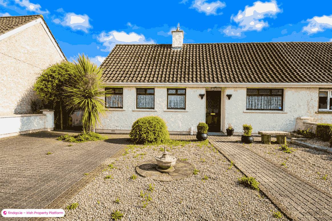 Semi-detached house for Sale in Carnew, Wicklow