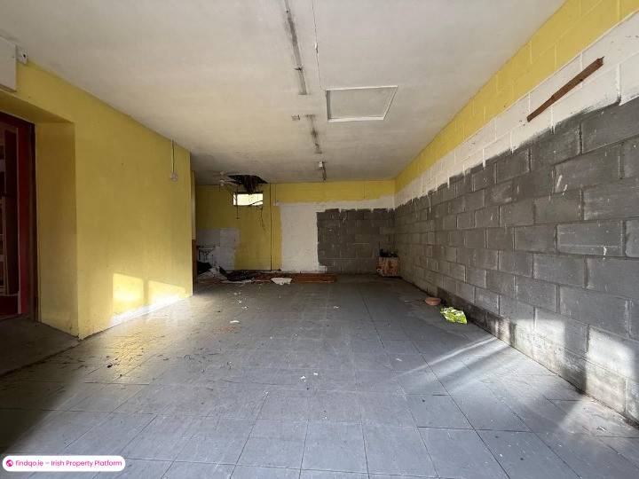 End of terrace house for Sale in Castlerea, Roscommon