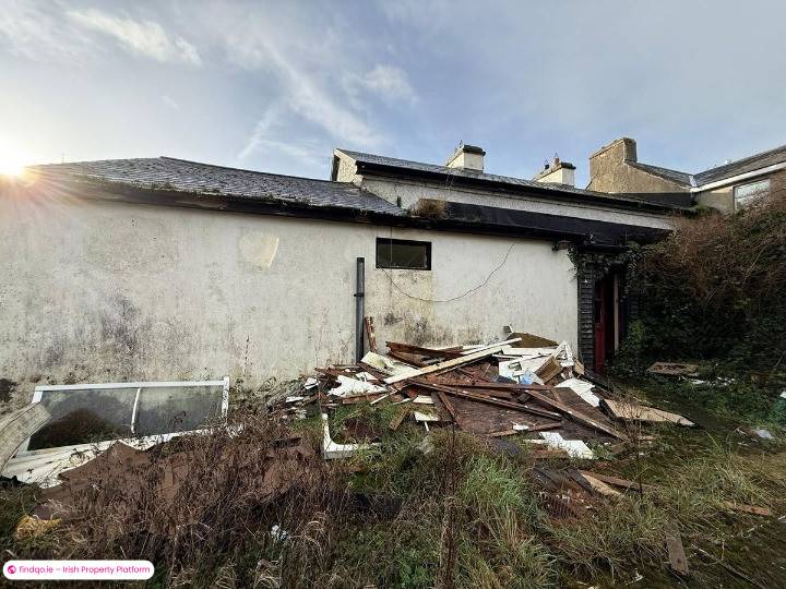 End of terrace house for Sale in Castlerea, Roscommon