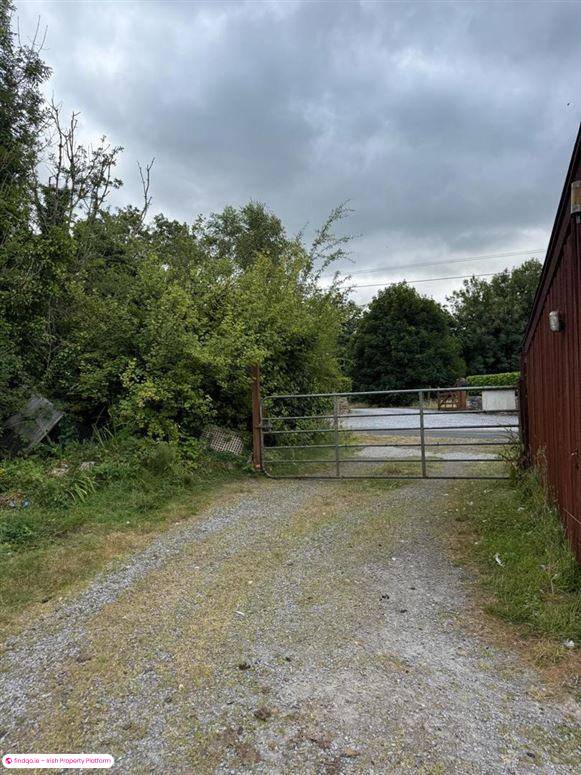 Detached house for Sale in Ballaghaderreen, Roscommon