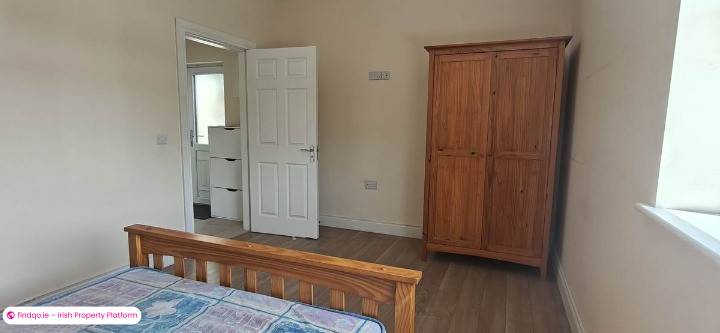 2 Bedroom House for Rent in Ballyglunin, Galway