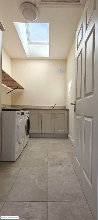 2 Bedroom House for Rent in Ballyglunin, Galway