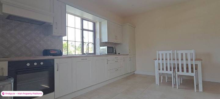 2 Bedroom House for Rent in Ballyglunin, Galway